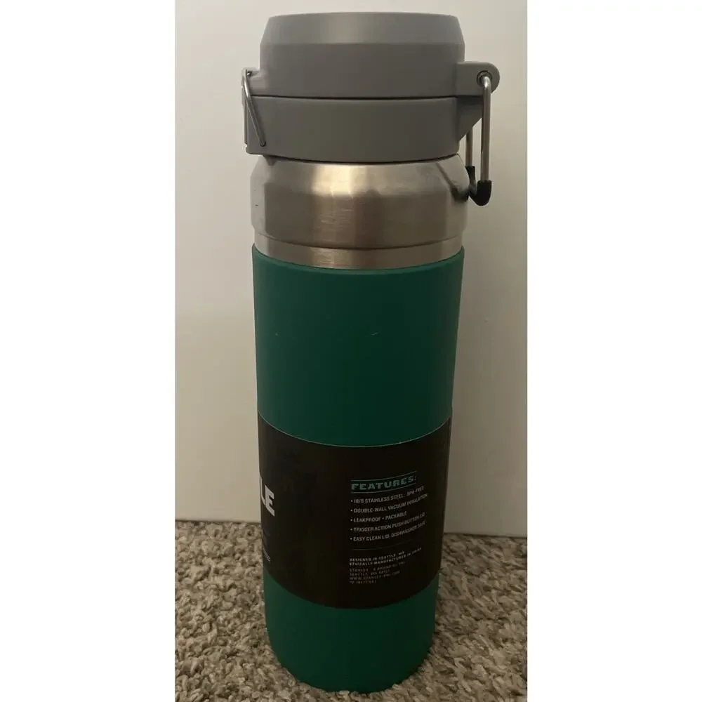 STANLEY Quick Flip GO Water Bottle 36 OZ Push Button Lid Tumbler NEW Green